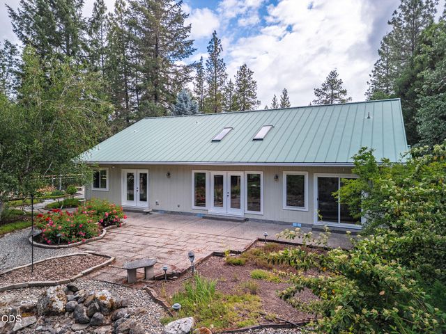 509 Carter Drive, Grants Pass, OR 97526