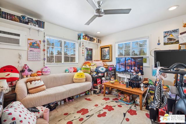 1674 S Via Salida 6, Palm Springs, CA 92264