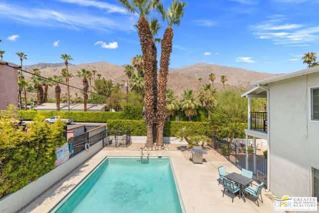 1674 S Via Salida 6, Palm Springs, CA 92264