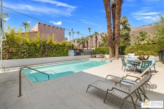 1674 S Via Salida 6, Palm Springs, CA 92264