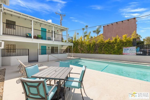 1674 S Via Salida 6, Palm Springs, CA 92264