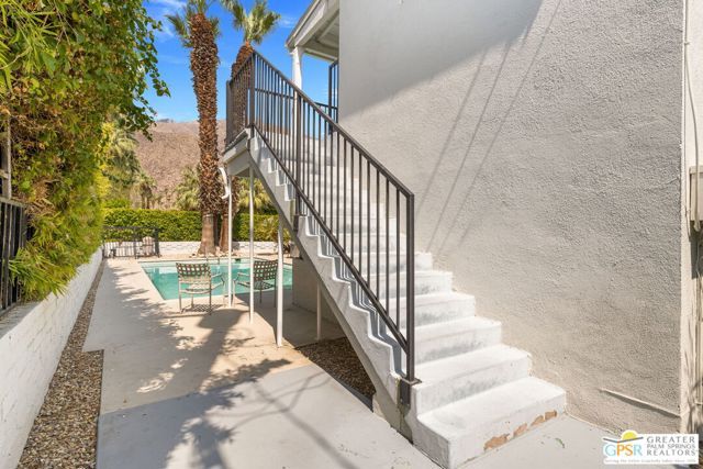 1674 S Via Salida 6, Palm Springs, CA 92264