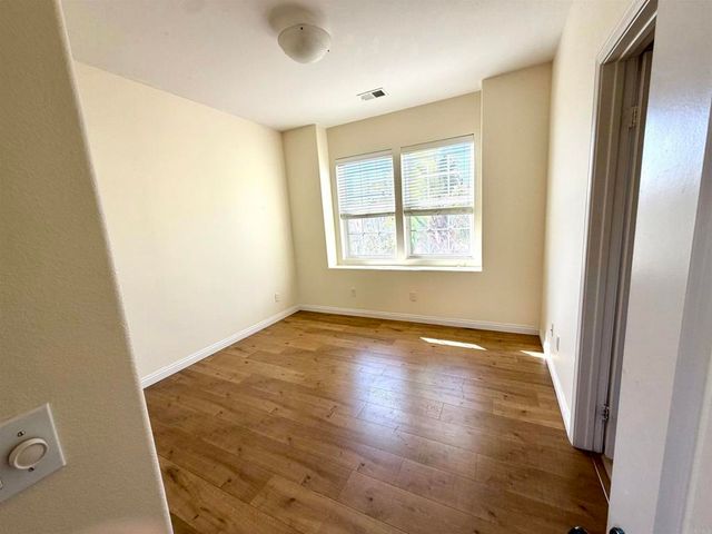 5640 Shasta Daisy Trail, San Diego, CA 92130