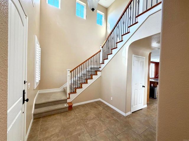 5640 Shasta Daisy Trail, San Diego, CA 92130