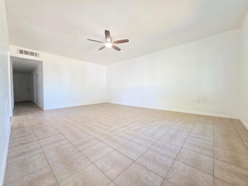 Image 3 of property listing at 1324 Hume Drive, Sanger, CA 93657