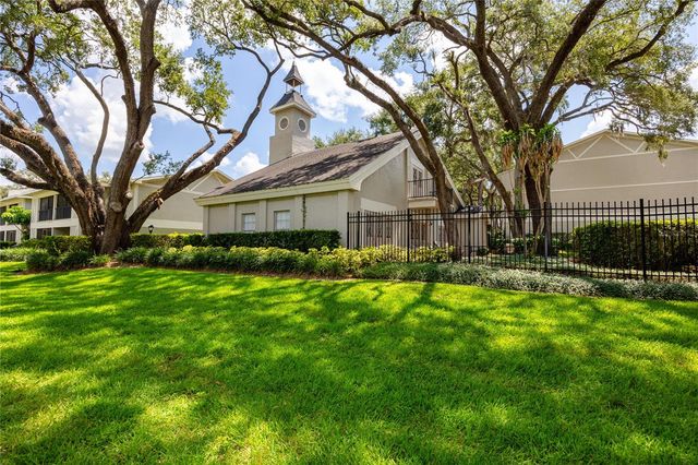 14424 REUTER STRASSE CIRCLE 104, Tampa, FL 33613