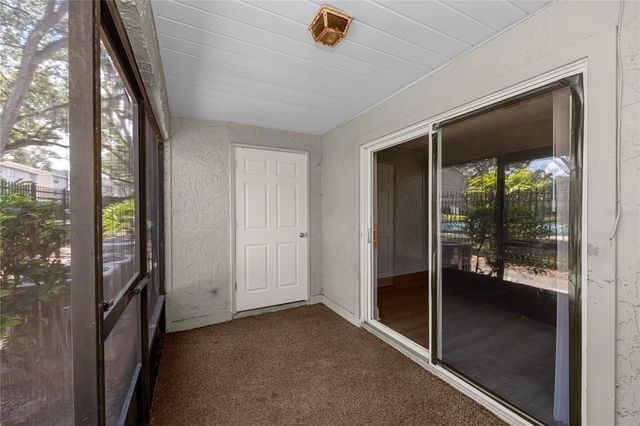 14424 REUTER STRASSE CIRCLE 104, Tampa, FL 33613