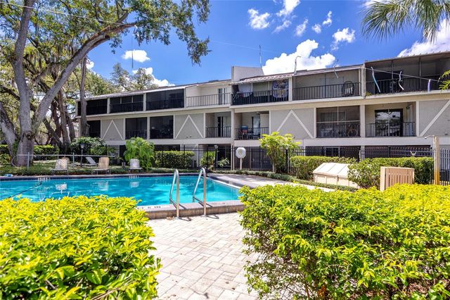 14424 REUTER STRASSE CIRCLE 104, Tampa, FL 33613