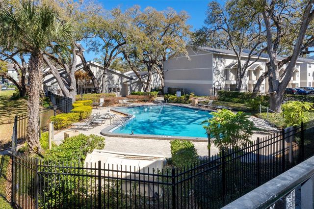 14424 REUTER STRASSE CIRCLE 104, Tampa, FL 33613