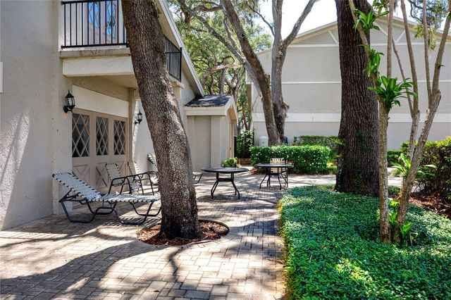 14424 REUTER STRASSE CIRCLE 104, Tampa, FL 33613
