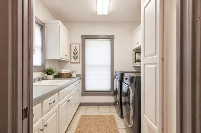 745 Lookout Drive, Lakehills, TX 78063
