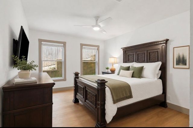 745 Lookout Drive, Lakehills, TX 78063
