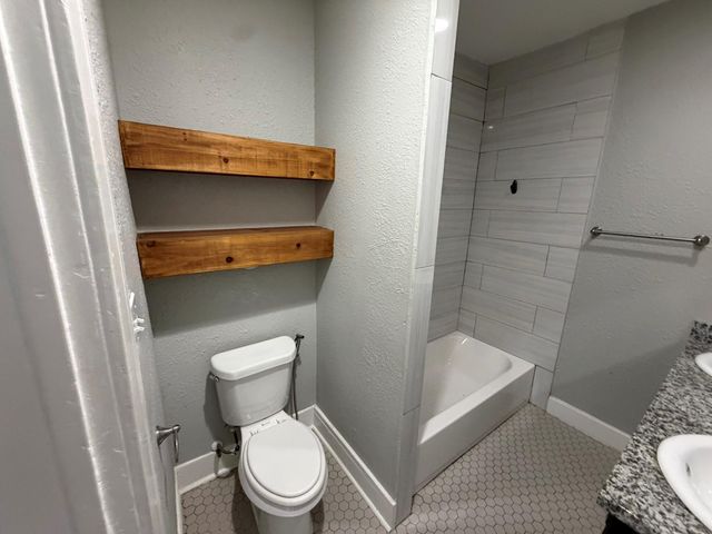 9405 Ashville Drive, Houston, TX 77051