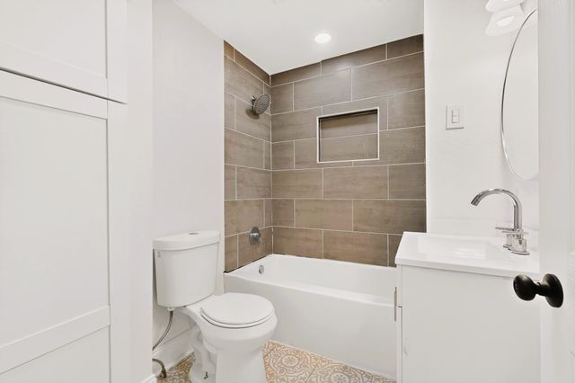 2609 Avenue G, Fort Worth, TX 76105