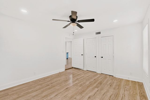 2609 Avenue G, Fort Worth, TX 76105
