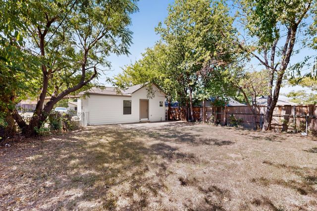 2609 Avenue G, Fort Worth, TX 76105