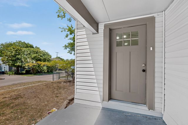 2609 Avenue G, Fort Worth, TX 76105