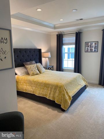 9 STOCKTON LN, Hatboro, PA 19040