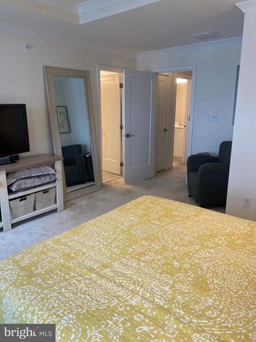 9 STOCKTON LN, Hatboro, PA 19040