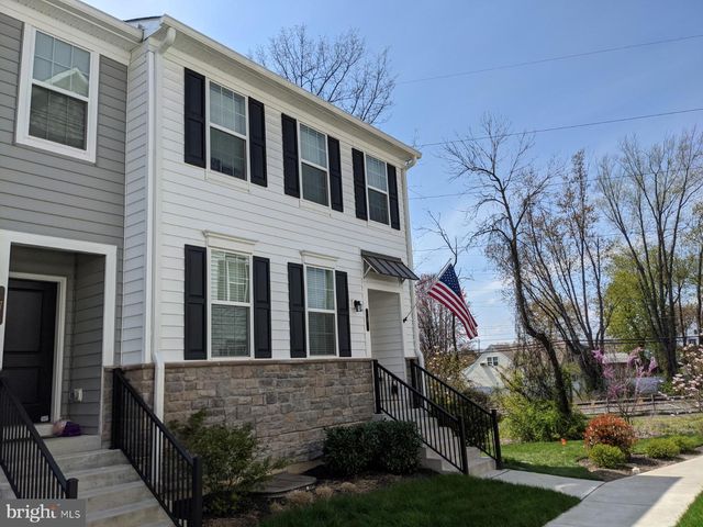 9 STOCKTON LN, Hatboro, PA 19040