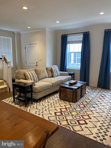 9 STOCKTON LN, Hatboro, PA 19040