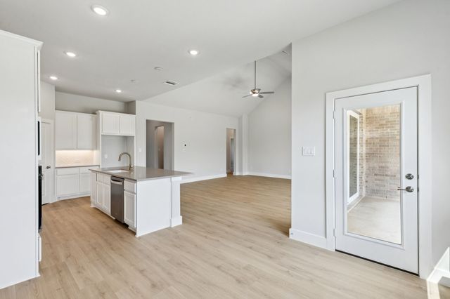 4411 point rider Avenue, Waxahachie, TX 75165