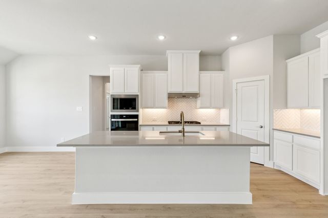 4411 point rider Avenue, Waxahachie, TX 75165