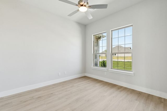 4411 point rider Avenue, Waxahachie, TX 75165