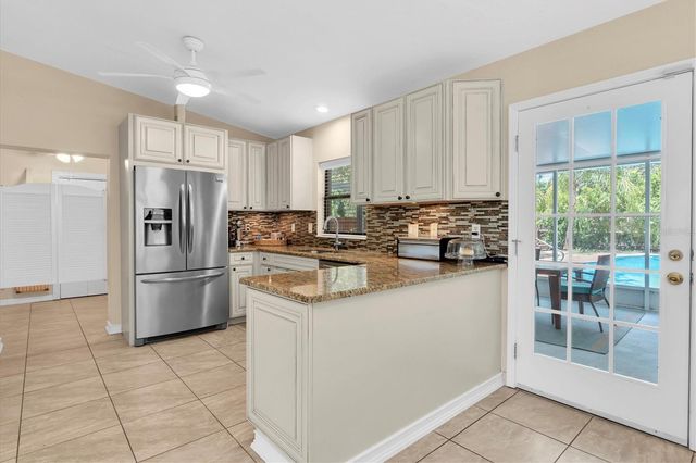 6237 13TH AVENUE S, Gulfport, FL 33707