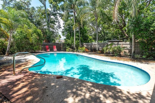 6237 13TH AVENUE S, Gulfport, FL 33707