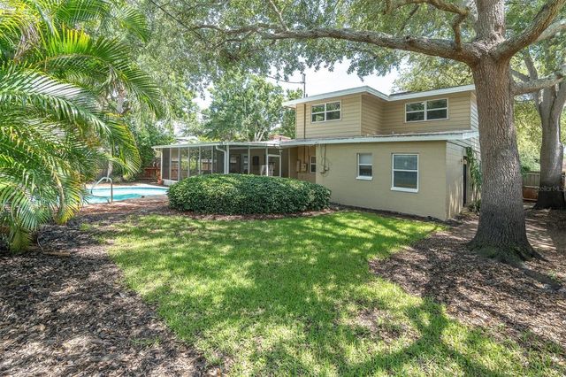 6237 13TH AVENUE S, Gulfport, FL 33707