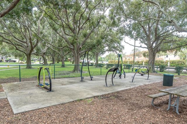 6237 13TH AVENUE S, Gulfport, FL 33707