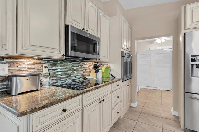 6237 13TH AVENUE S, Gulfport, FL 33707