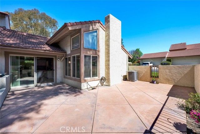 8466 Idlewild, Huntington Beach, CA 92646