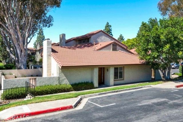 8466 Idlewild, Huntington Beach, CA 92646