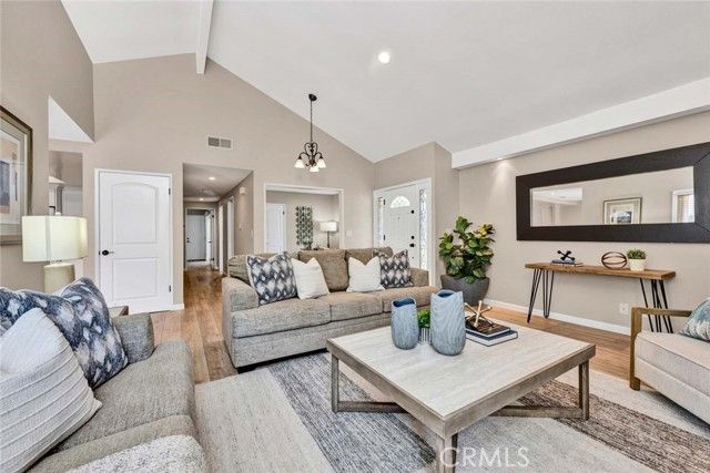 8466 Idlewild, Huntington Beach, CA 92646