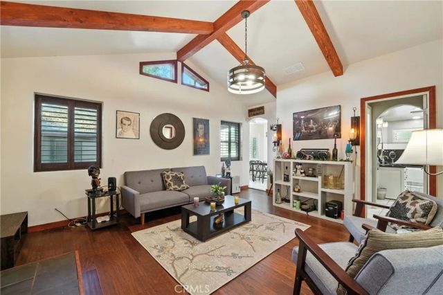 373 Redwood Lane, Crestline, CA 92325