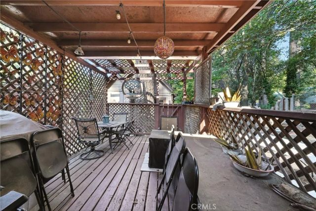 373 Redwood Lane, Crestline, CA 92325