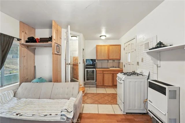 373 Redwood Lane, Crestline, CA 92325