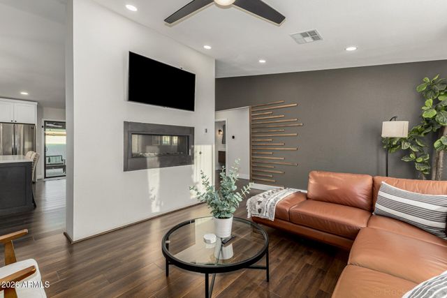 2407 S ALLRED Drive, Tempe, AZ 85282