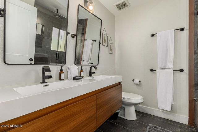 2407 S ALLRED Drive, Tempe, AZ 85282