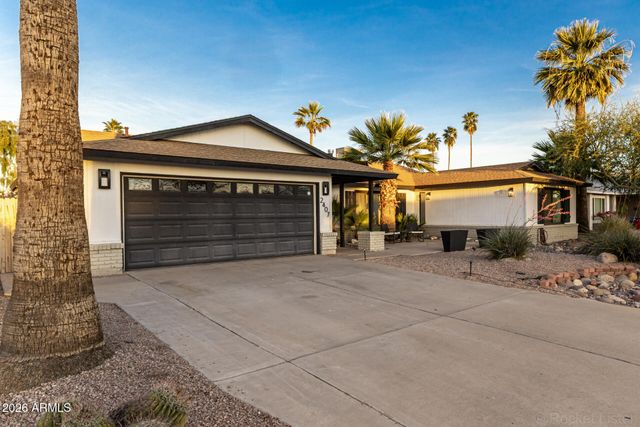 2407 S ALLRED Drive, Tempe, AZ 85282
