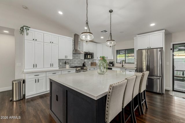 2407 S ALLRED Drive, Tempe, AZ 85282