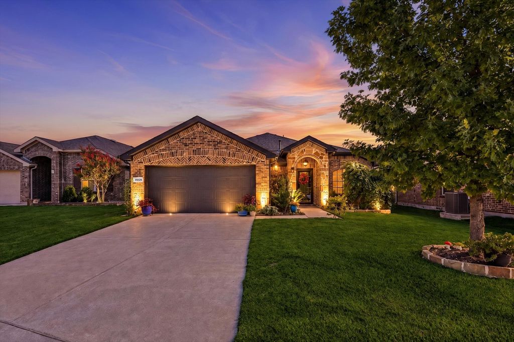 14628 Basketweaver Lane, Fort Worth, TX 76052 — exterior