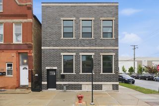 2600 W 25th Street, Chicago, IL 60608