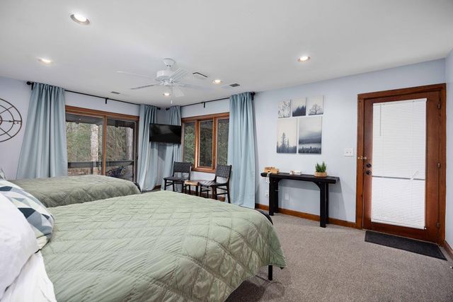 1441 Oak Creek Circle, Pine Mountain, GA 31822