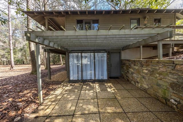 1441 Oak Creek Circle, Pine Mountain, GA 31822