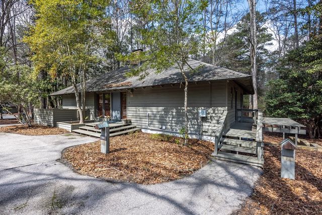 1441 Oak Creek Circle, Pine Mountain, GA 31822