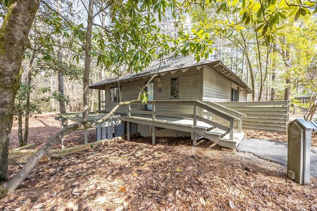 1441 Oak Creek Circle, Pine Mountain, GA 31822