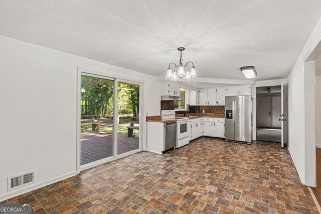 6322 PINE FROST Drive, Douglasville, GA 30135